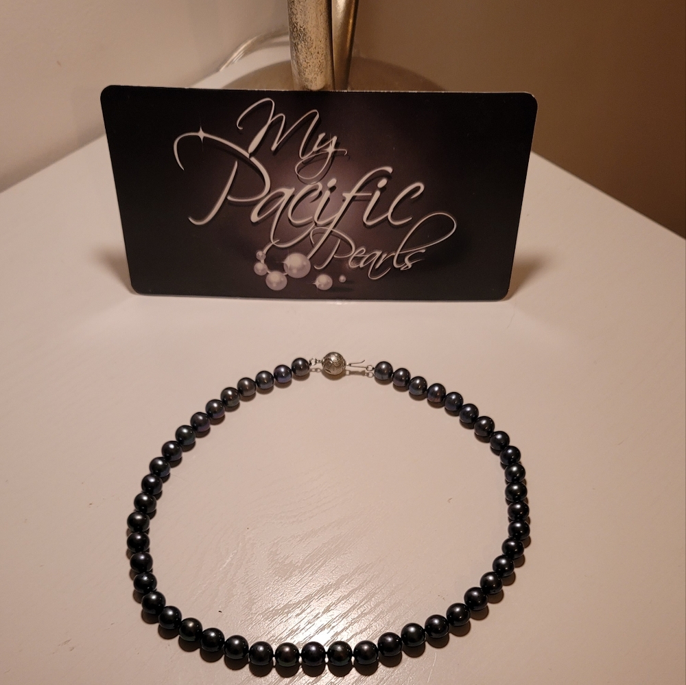 Black Pacific Pearl's